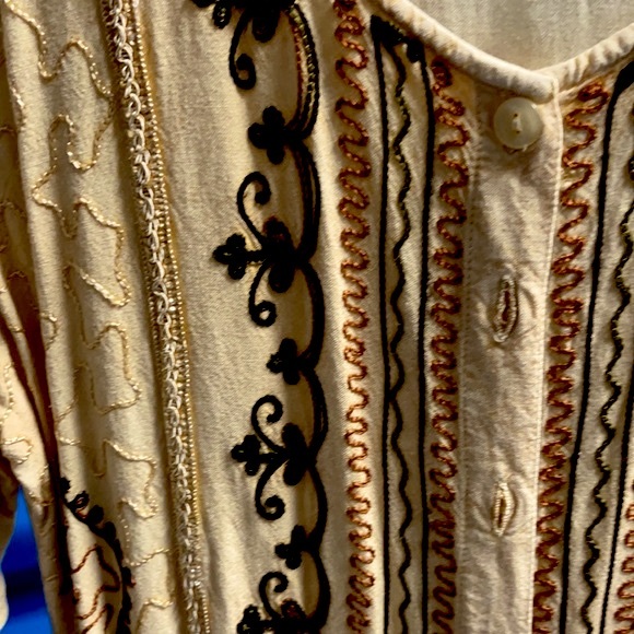 VINTAGE Inuit Patterns & Artwork, XLong, Adjustable Button up (cinch for dress) - Picture 5 of 9